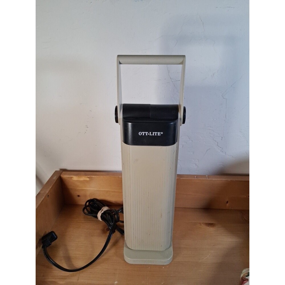 Vintage Ott-Lite "TrueColor" Adjustable Desk Lamp/Spot Light Working Man Cave